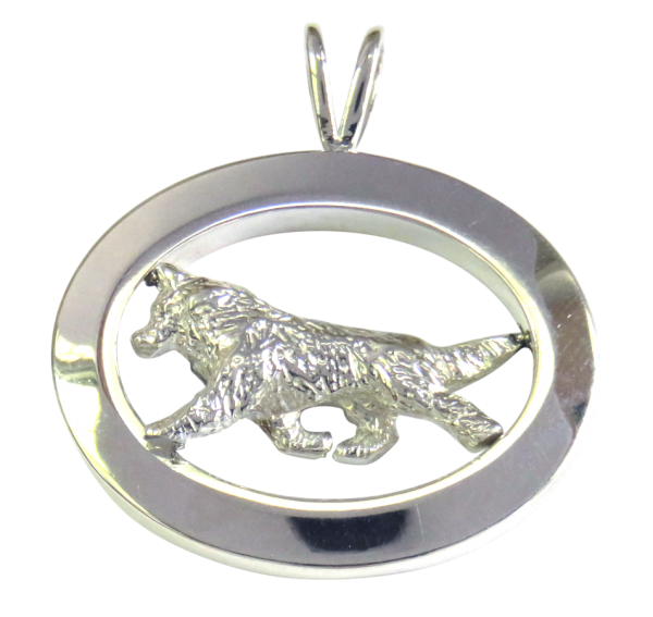 14K Gold or Sterling Silver Siberian Husky in Glossy Oval Pendant