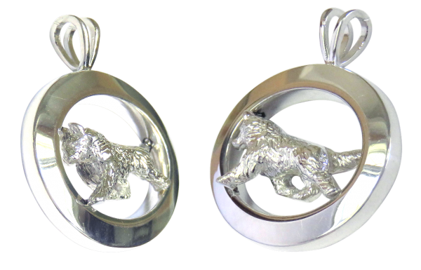 14K Gold or Sterling Silver Siberian Husky in Glossy Oval Pendant